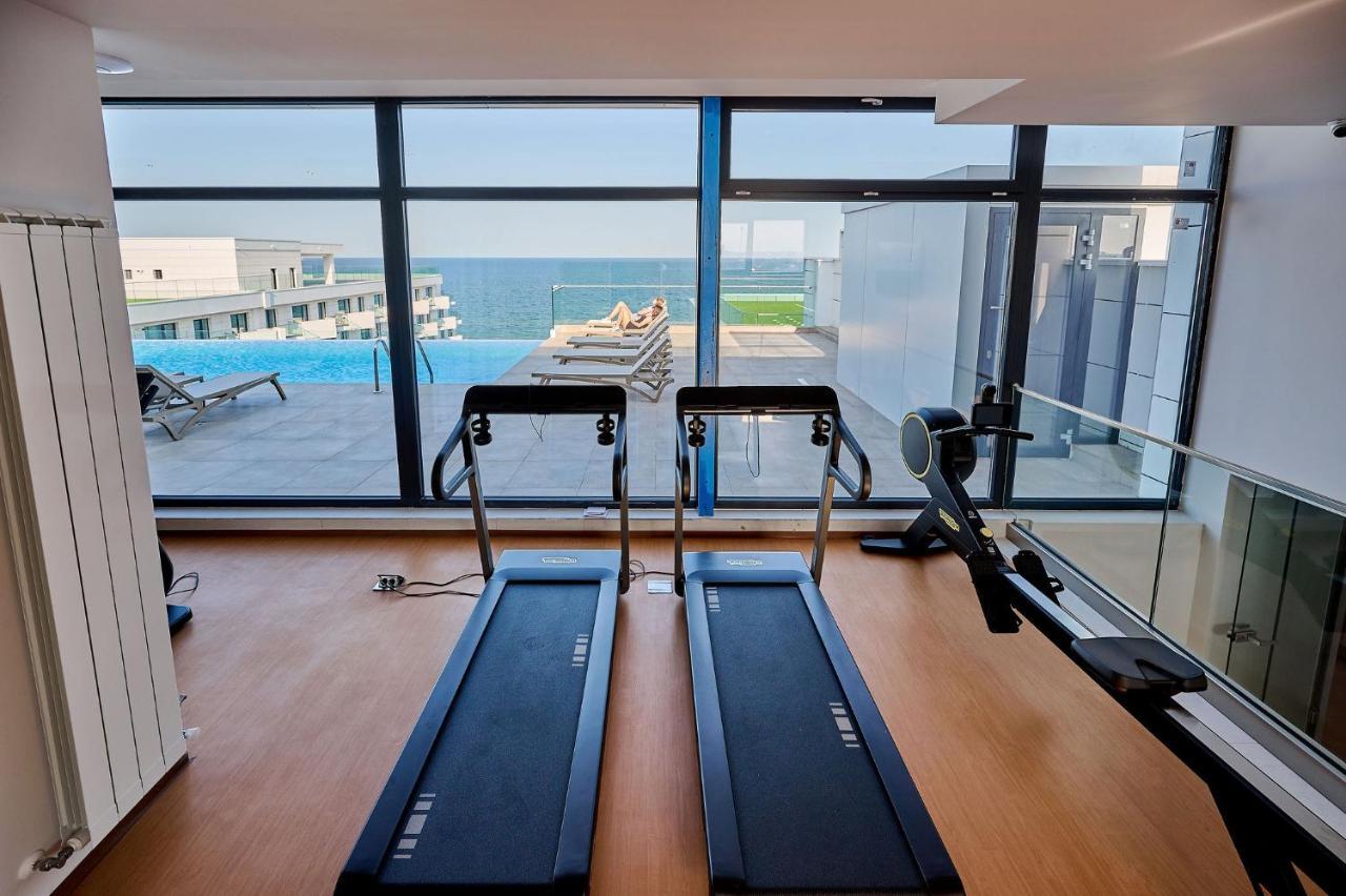 Studio Cornelia Seaview Spa&Pool In Infinity Beach Resort Mamaia Exterior photo